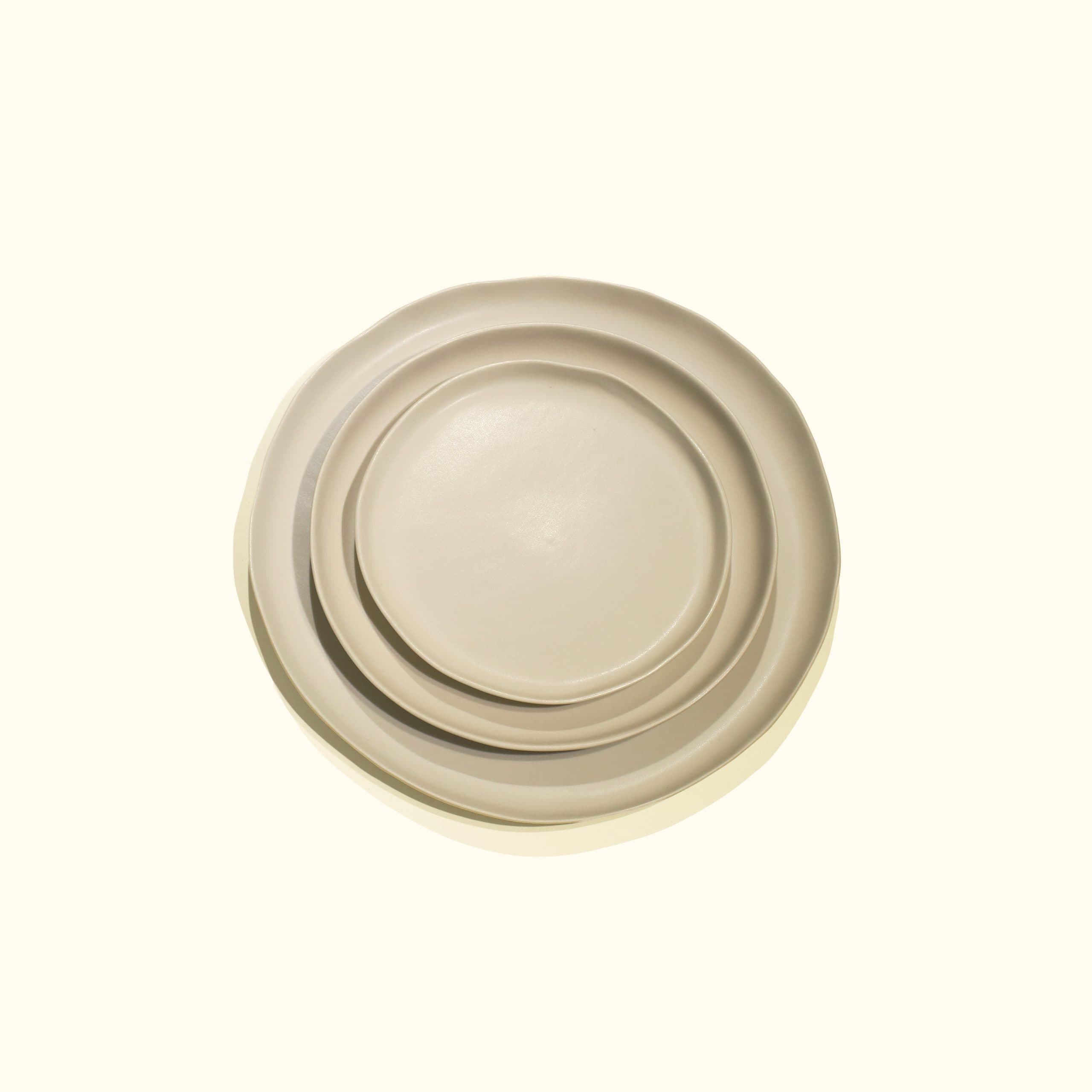 camille round plate S