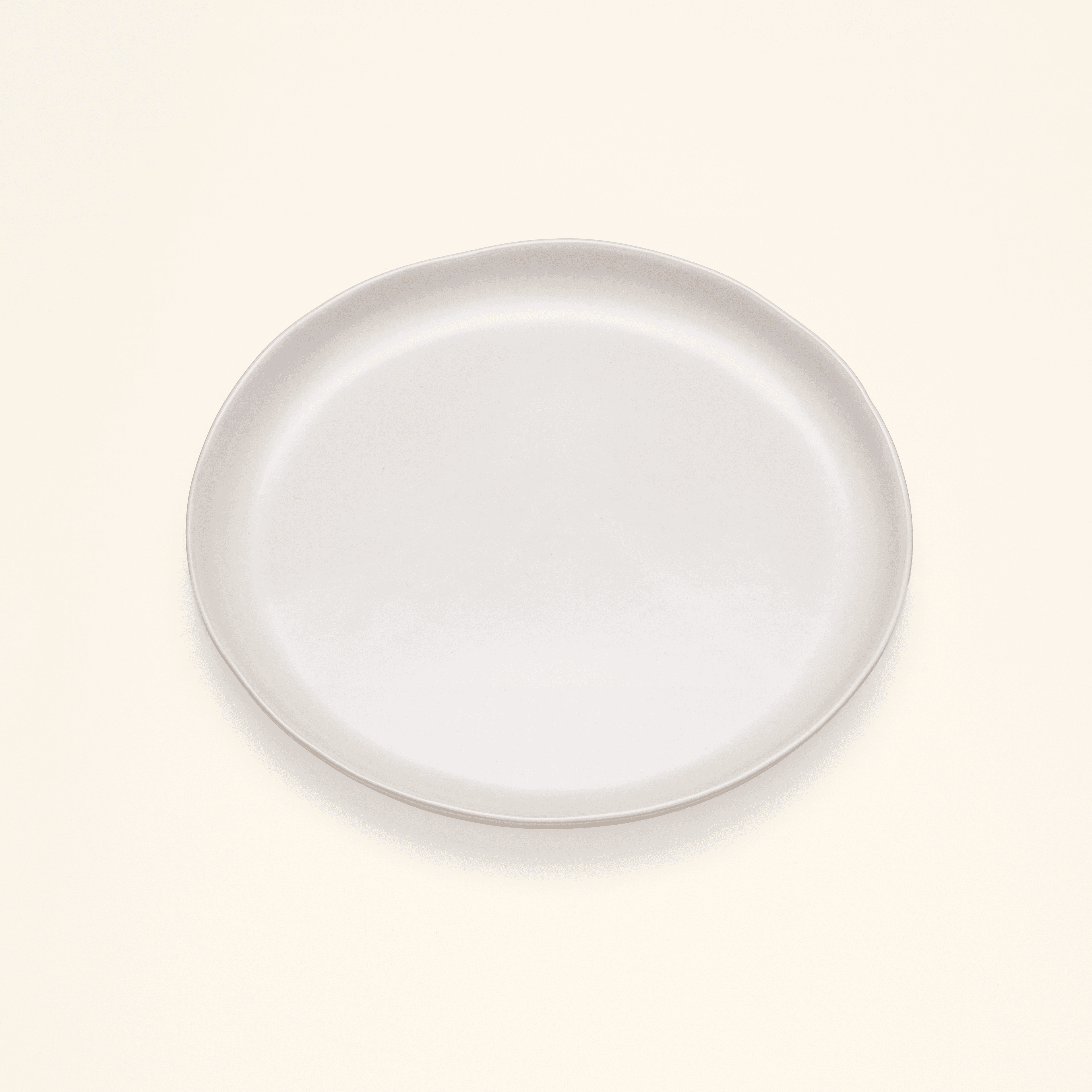 camille round plate M